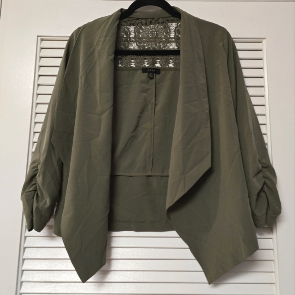 Mine - Green Open Jacket With Lace Back & Ruched Sleeves